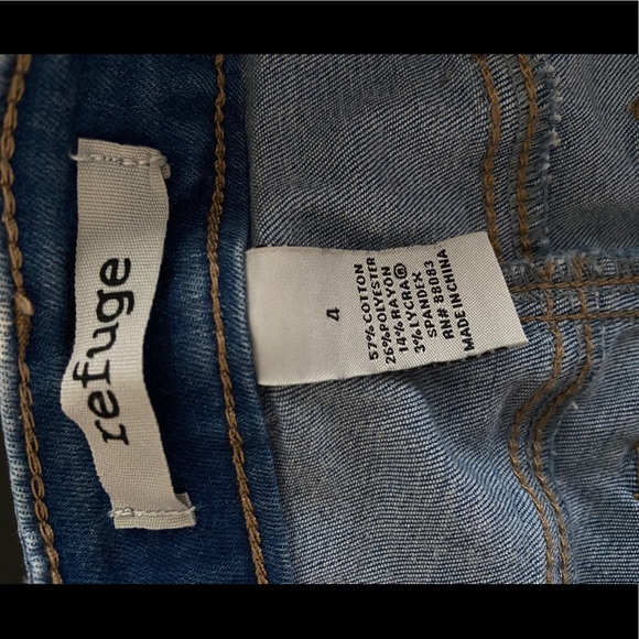 Charlotte Russe REFUGE Skinny Jeans - Picture 4 of 5